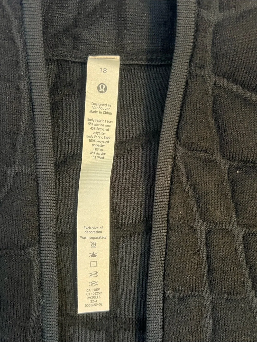 lululemon athletica quilted open